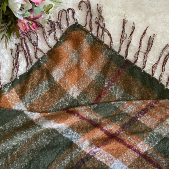 SOLD Altar'd State scarf NWT - Picture 5 of 5